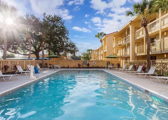 La Quinta Inn By Wyndham Orlando Airport West